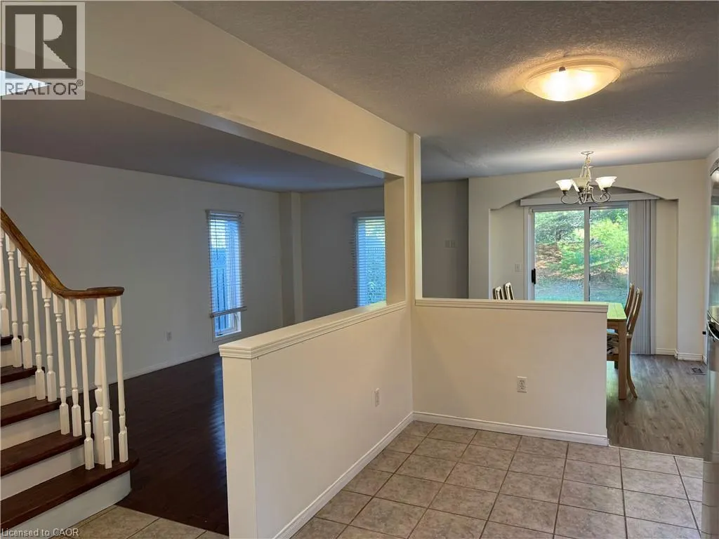 355 HAVENDALE Crescent