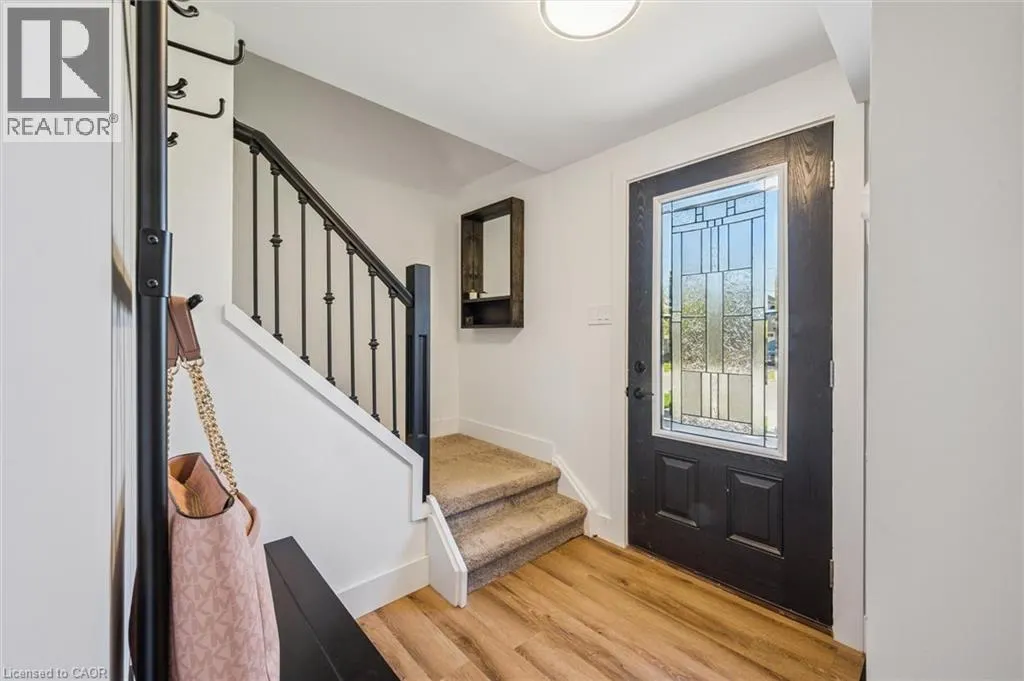262 GRAND RIDGE Drive
