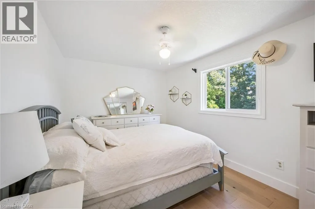 262 GRAND RIDGE Drive