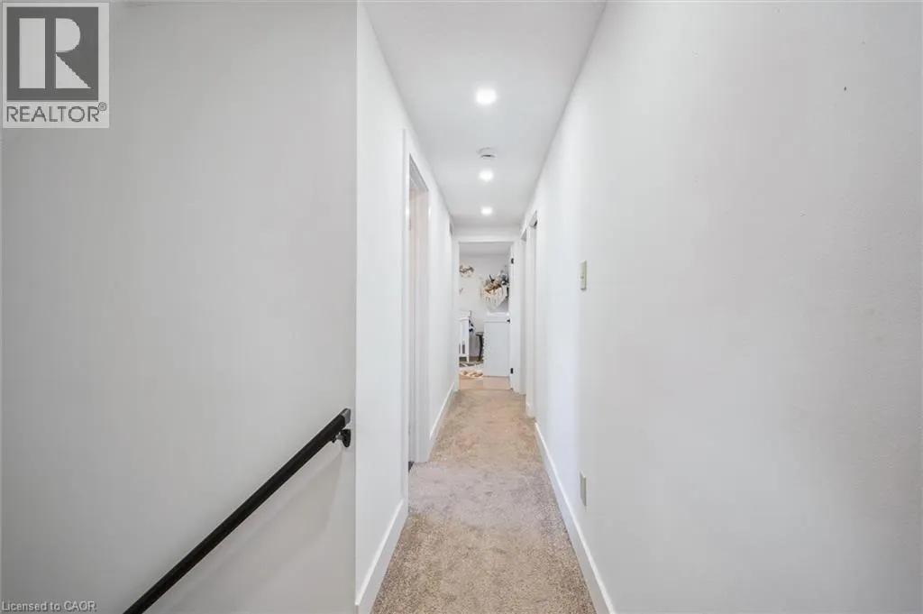 262 GRAND RIDGE Drive
