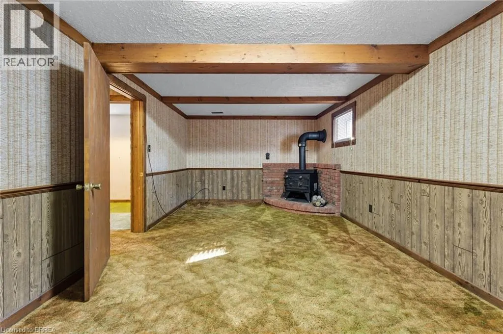 45 MAPLE Crescent