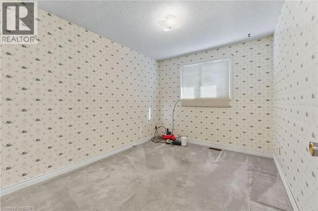 45 MAPLE Crescent