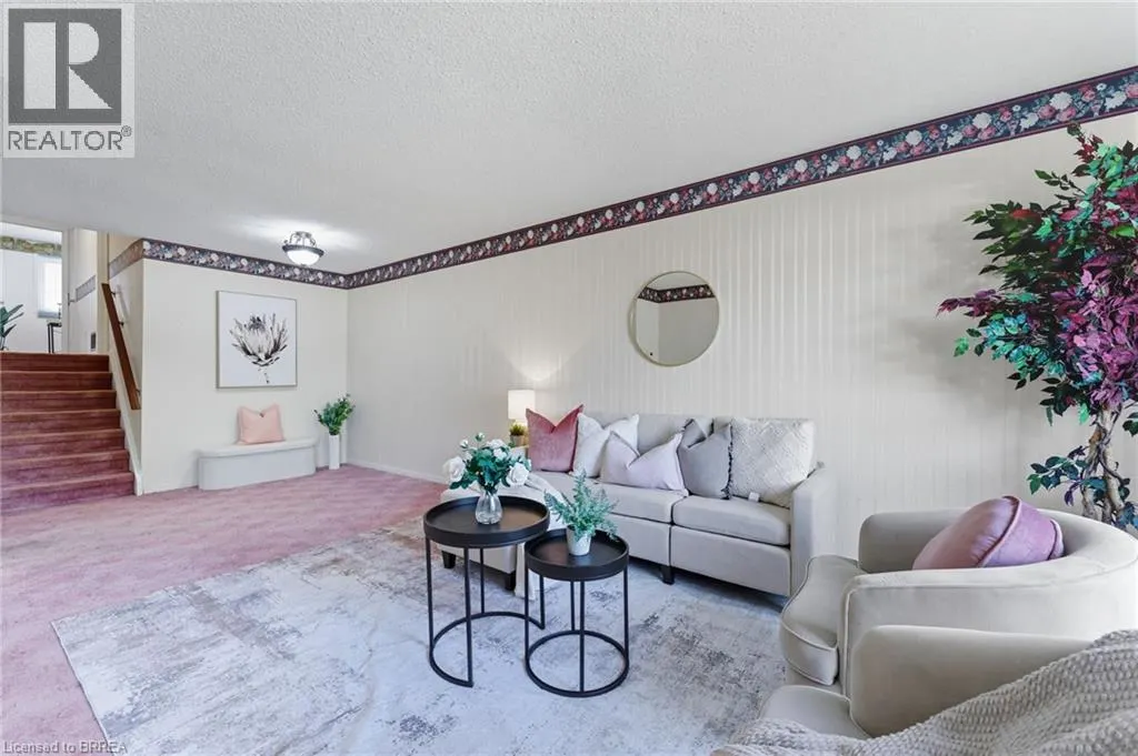 45 MAPLE Crescent