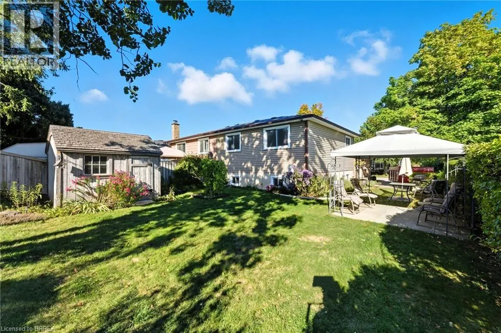 45 MAPLE Crescent