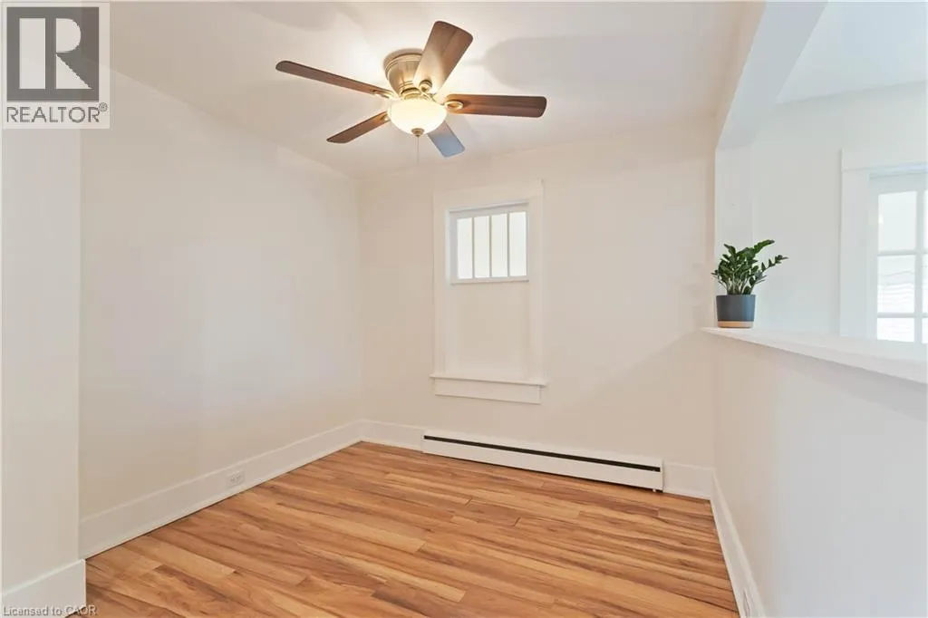 543 VINE Street