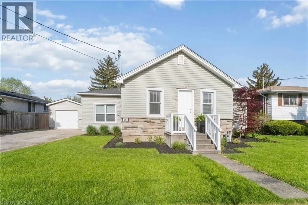 543 VINE Street