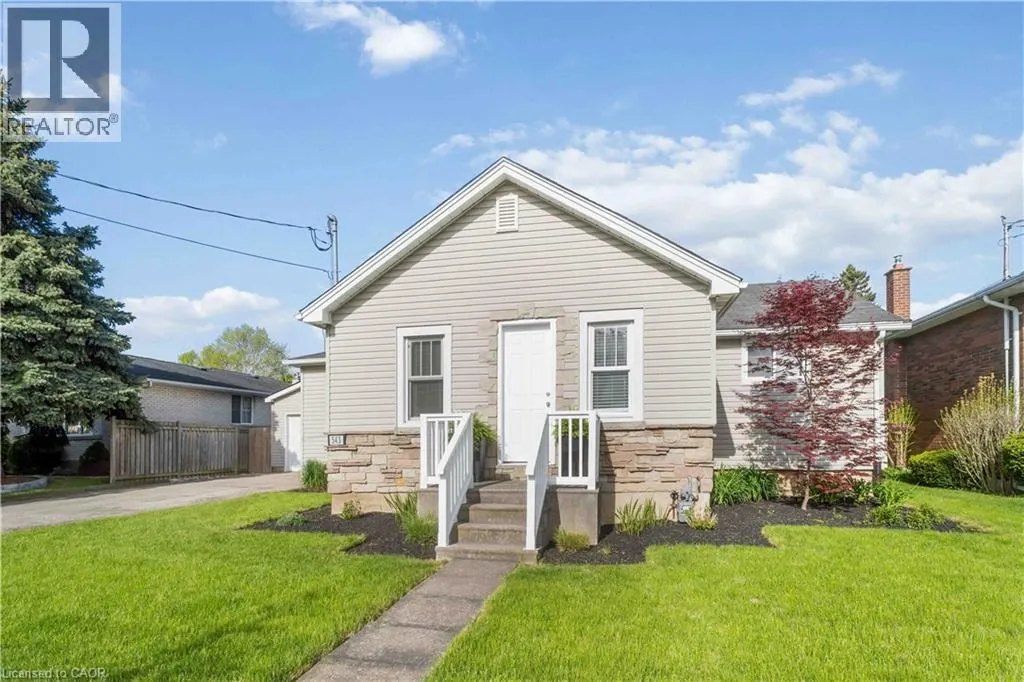 543 VINE Street