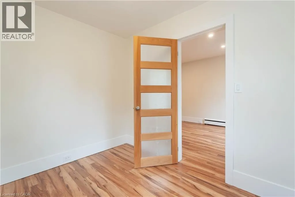 543 VINE Street
