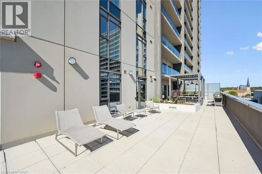 15 GLEBE Street Unit# 902, #902