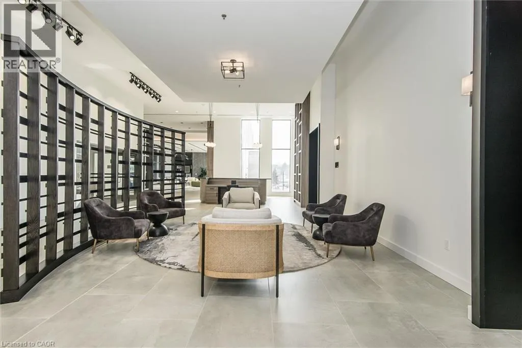 15 GLEBE Street Unit# 902, #902