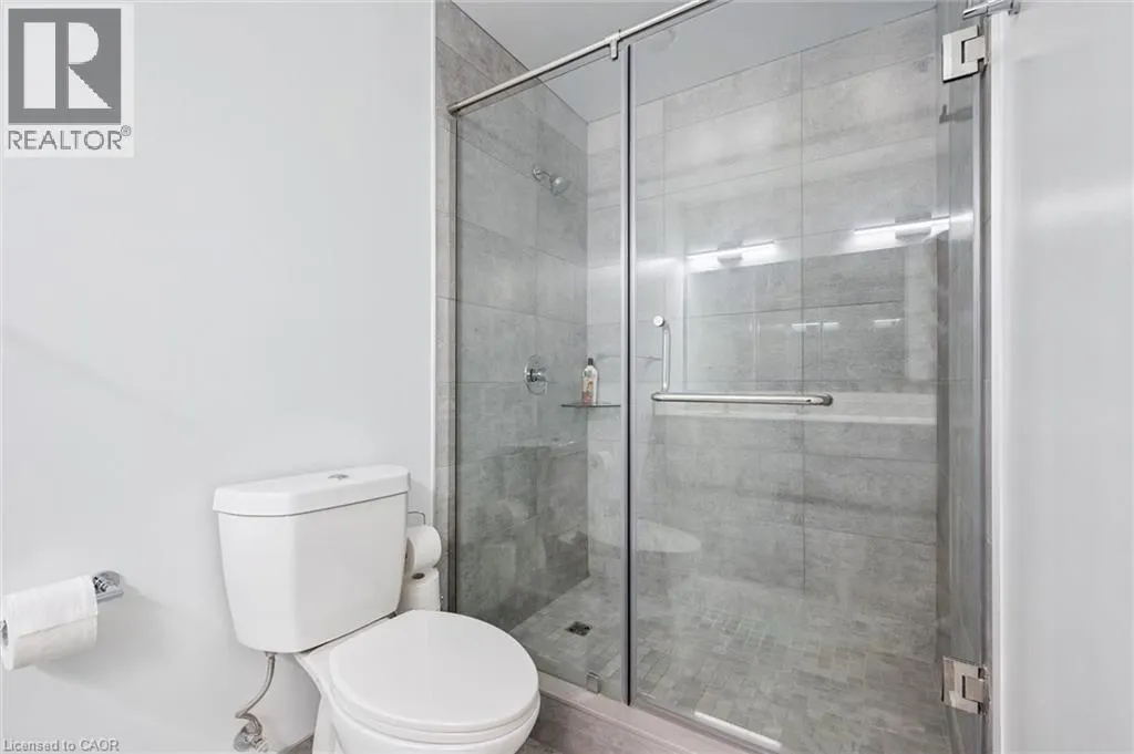 15 GLEBE Street Unit# 902, #902
