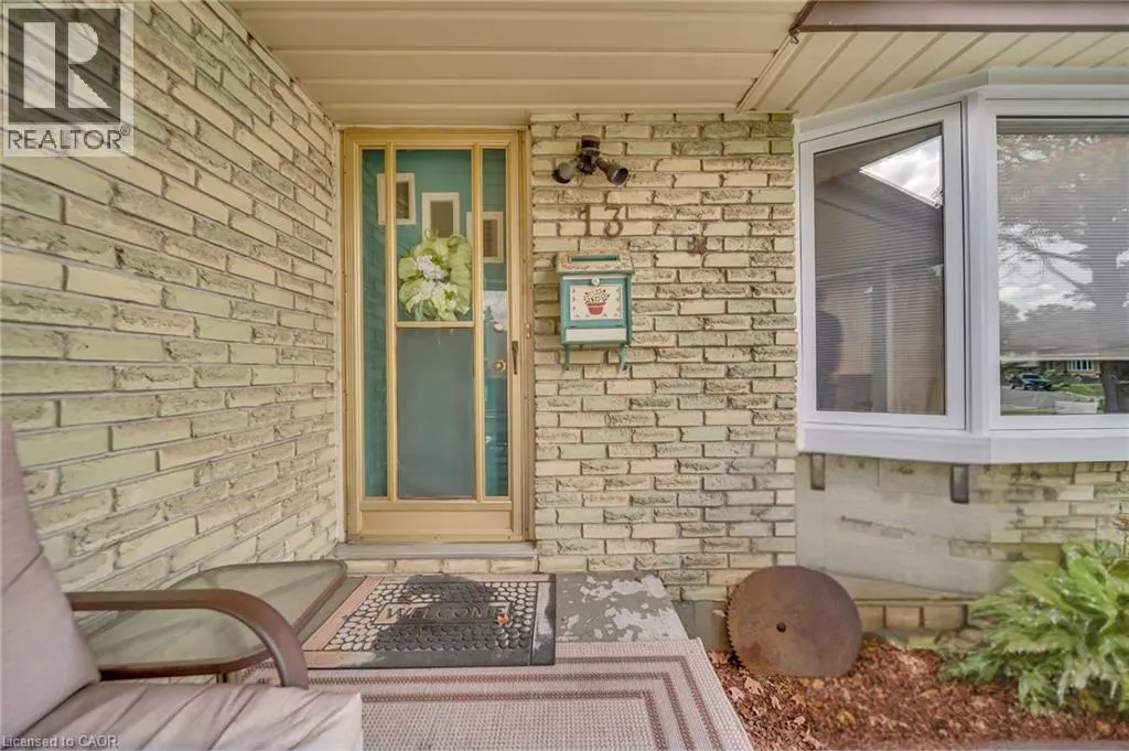 13 GILSTON Parkway
