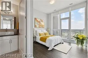 60 CHARLES Street W Unit# 3008, #3008