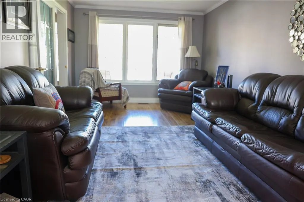 119 HUME Drive