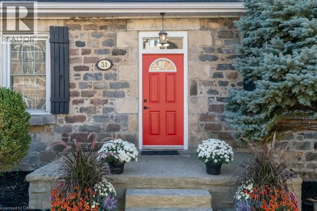 31 BRUCE Street