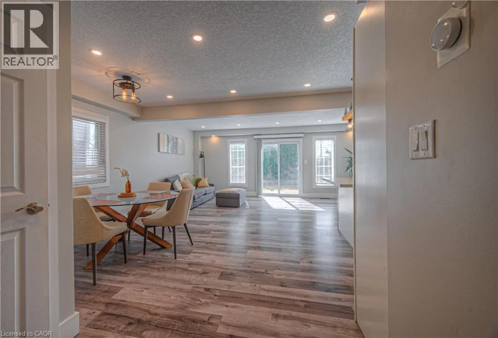 220 SIENNA Crescent