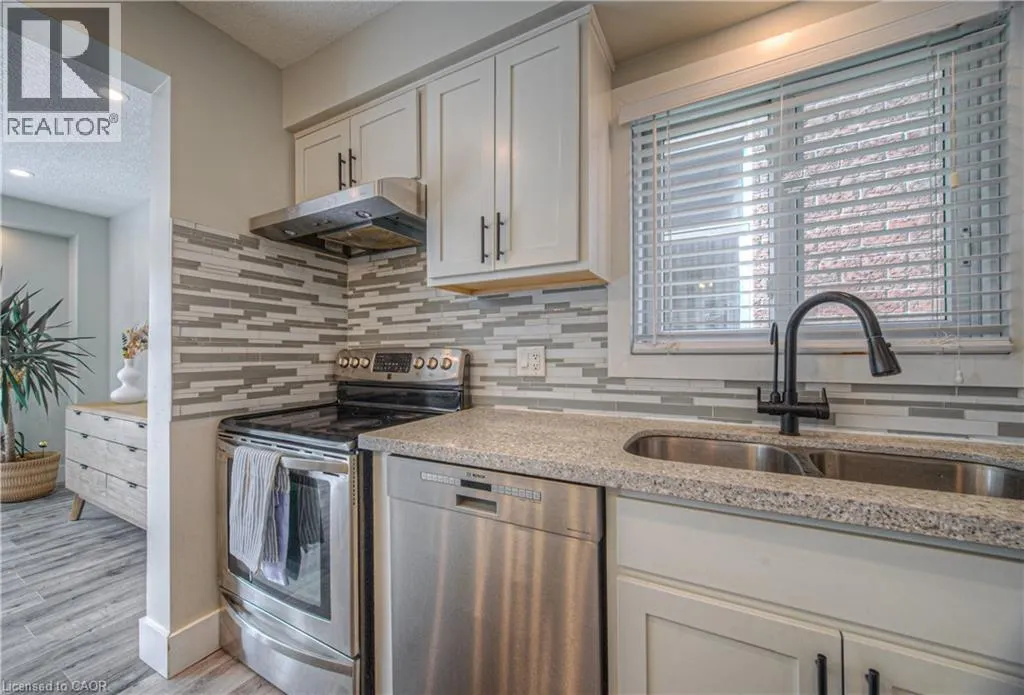 220 SIENNA Crescent