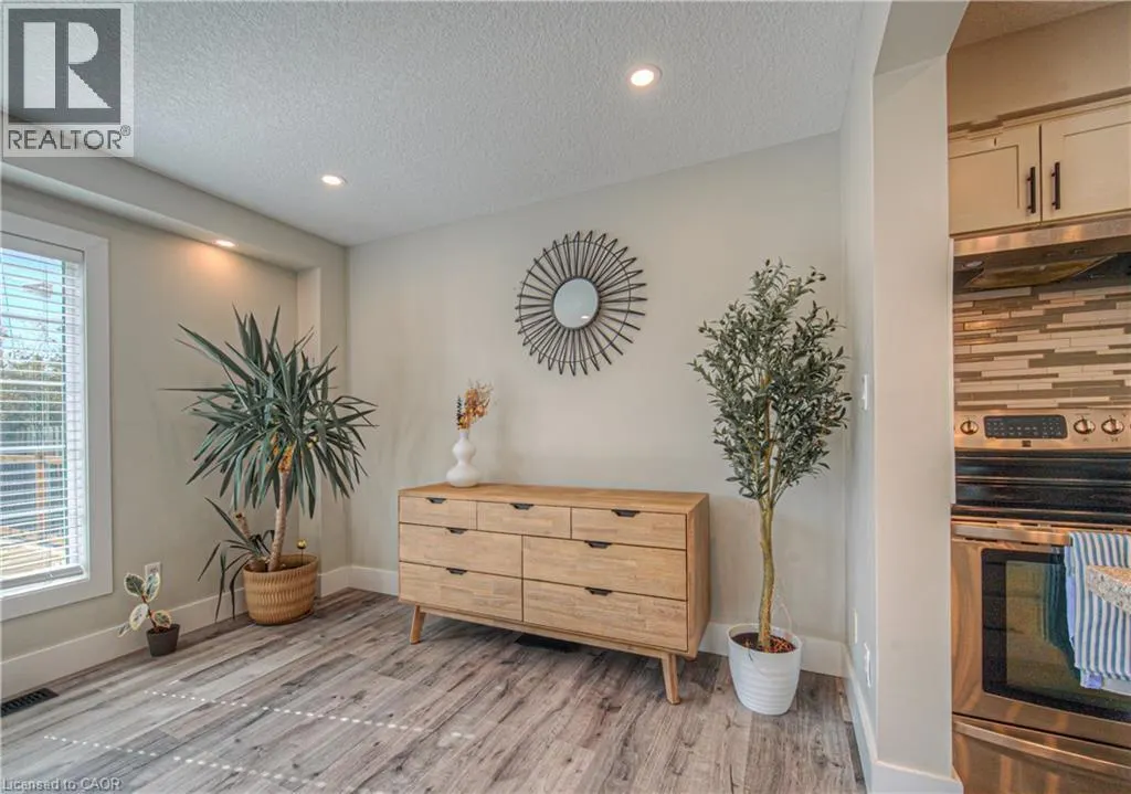 220 SIENNA Crescent