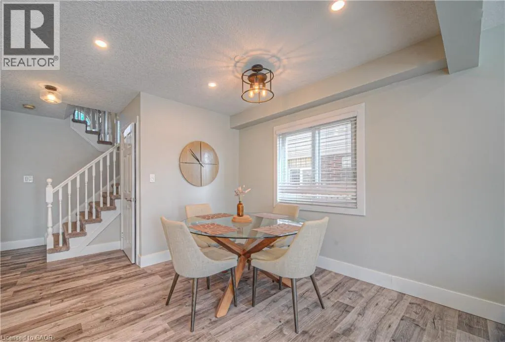 220 SIENNA Crescent