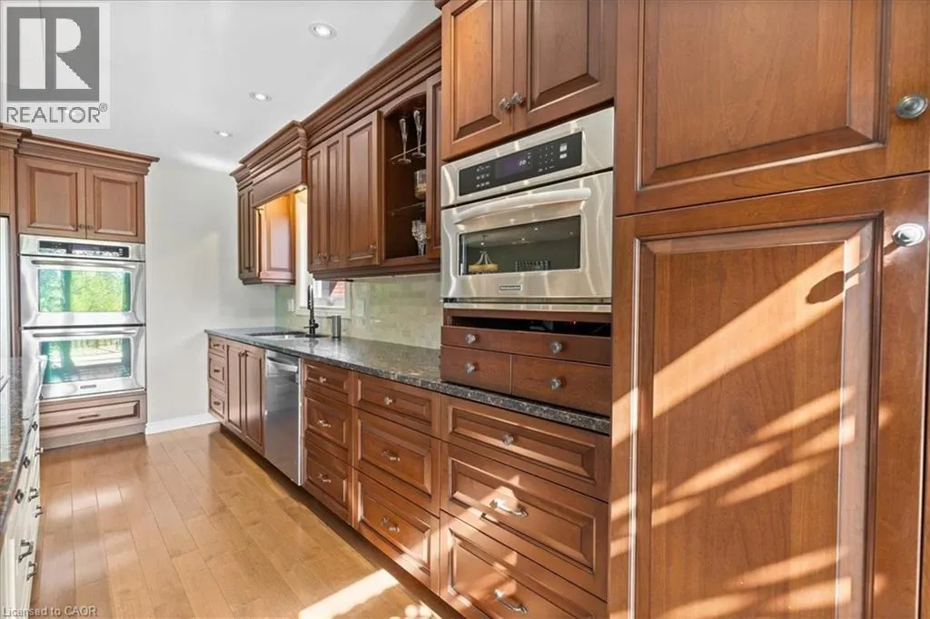 476 HIDDEN CREEK Drive