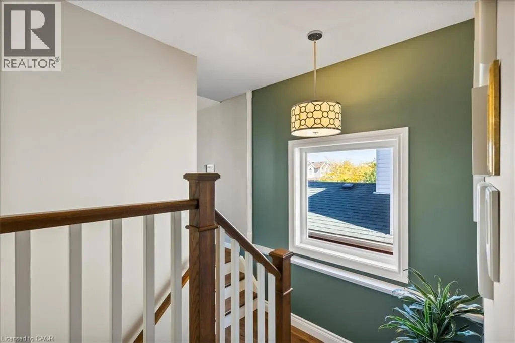 476 HIDDEN CREEK Drive