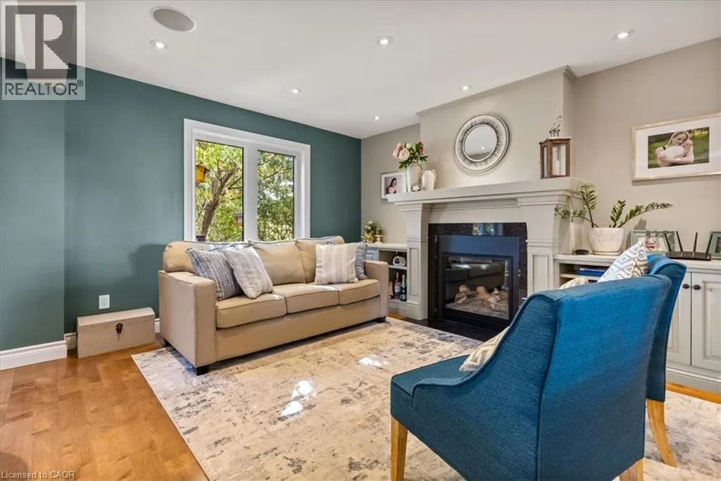 476 HIDDEN CREEK Drive