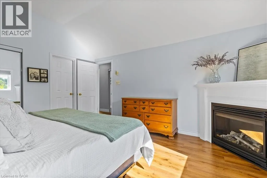 476 HIDDEN CREEK Drive