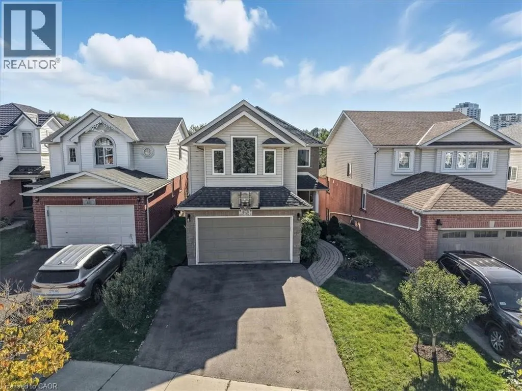 476 HIDDEN CREEK Drive