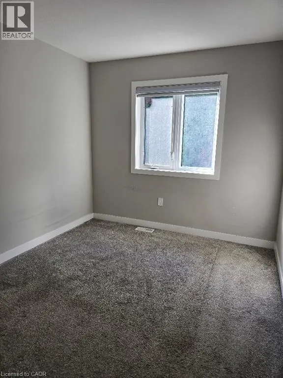 940 ROBERT FERRIE Drive