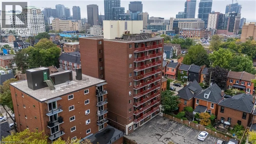 141 CATHARINE Street Unit# 204, #204