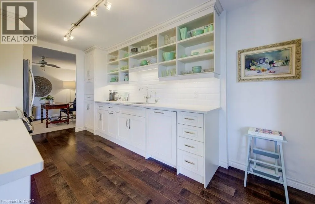 265 WESTCOURT Place Unit# 505, #505