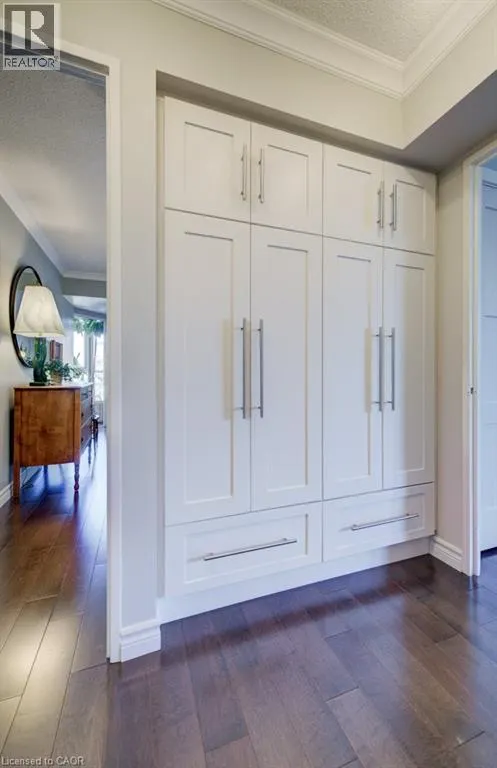 265 WESTCOURT Place Unit# 505, #505