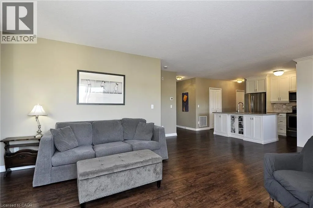 345 BRIARMEADOW Drive Unit# 302, #302