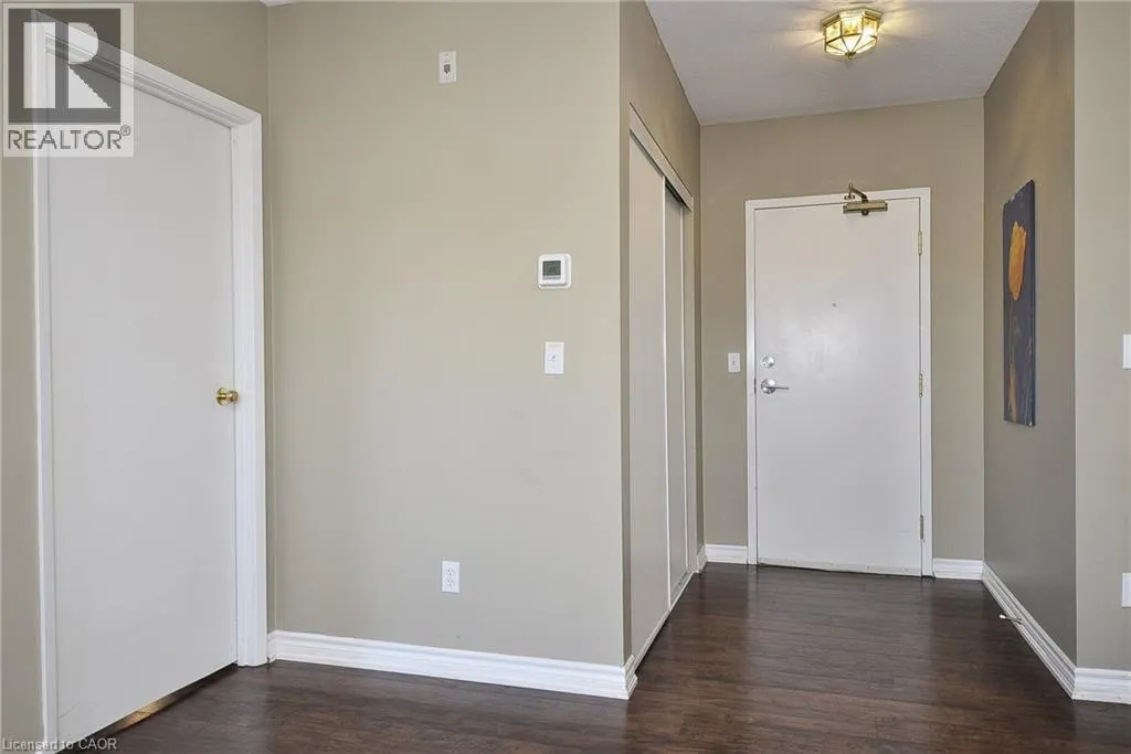 345 BRIARMEADOW Drive Unit# 302, #302