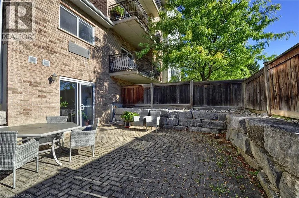 345 BRIARMEADOW Drive Unit# 302, #302