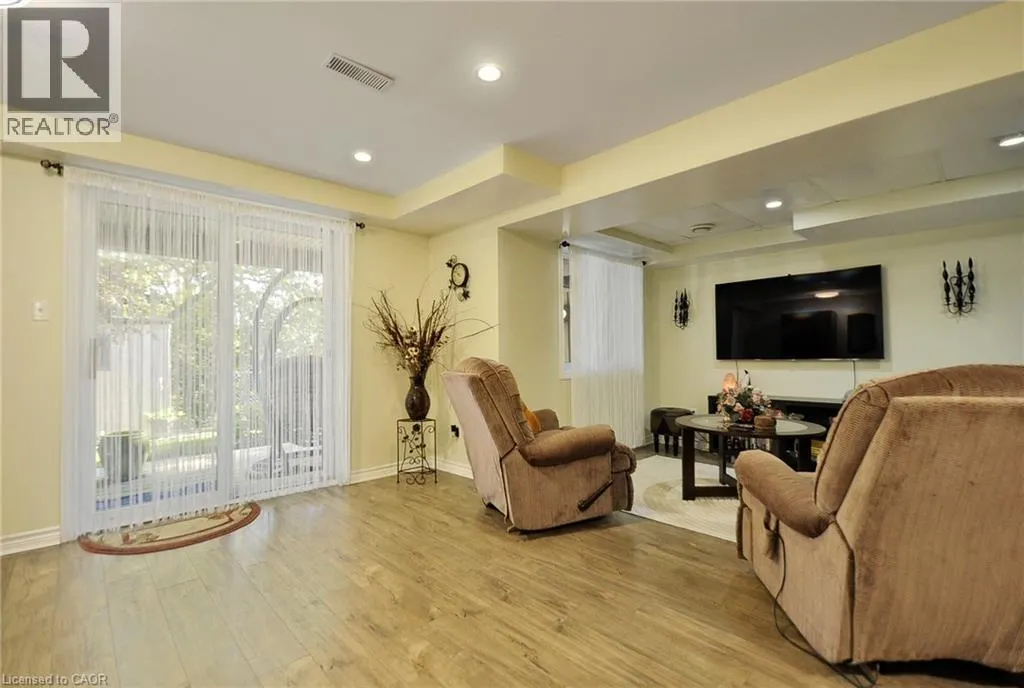 8 BRANDY Crescent