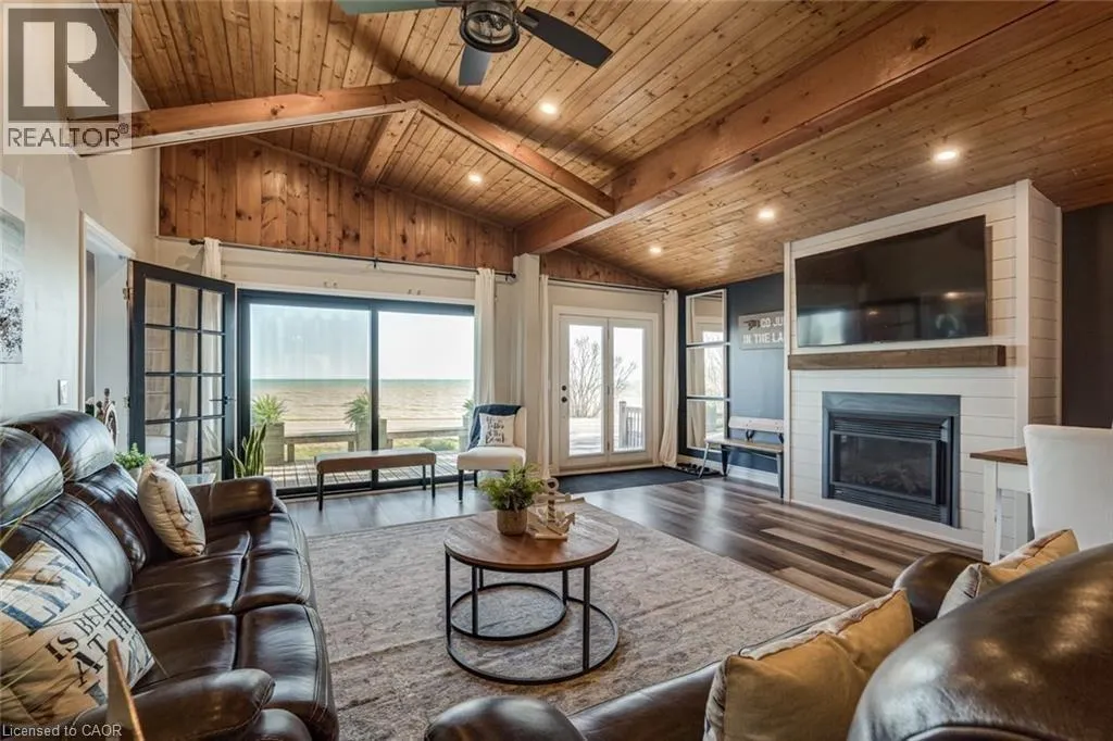 71 LAKESHORE Road