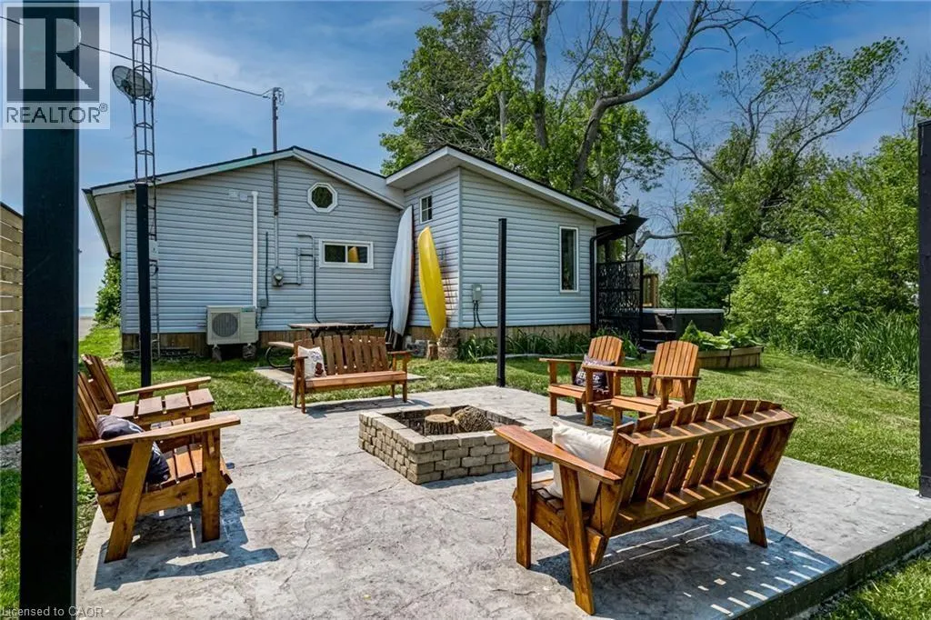 71 LAKESHORE Road