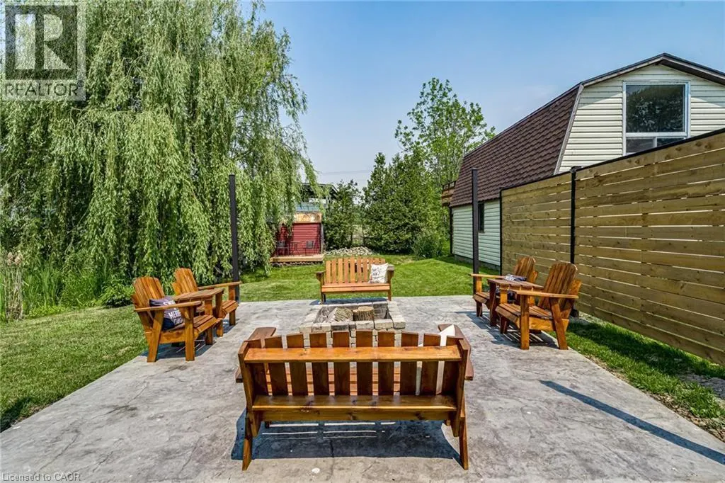 71 LAKESHORE Road