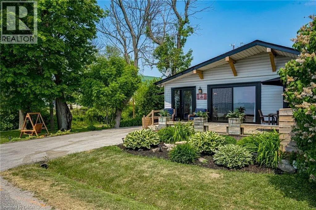 71 LAKESHORE Road