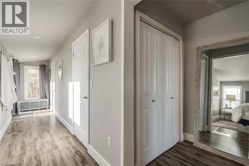 71 LAKESHORE Road