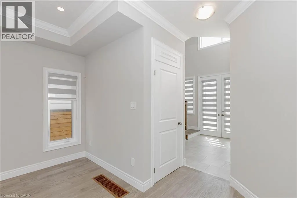 61 ELEANOR Avenue Unit# Upstairs, #Upstairs
