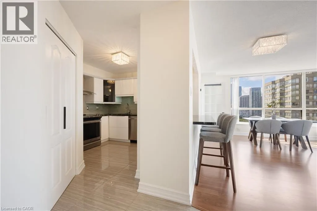 55 ELM Drive W Unit# 2204, #2204