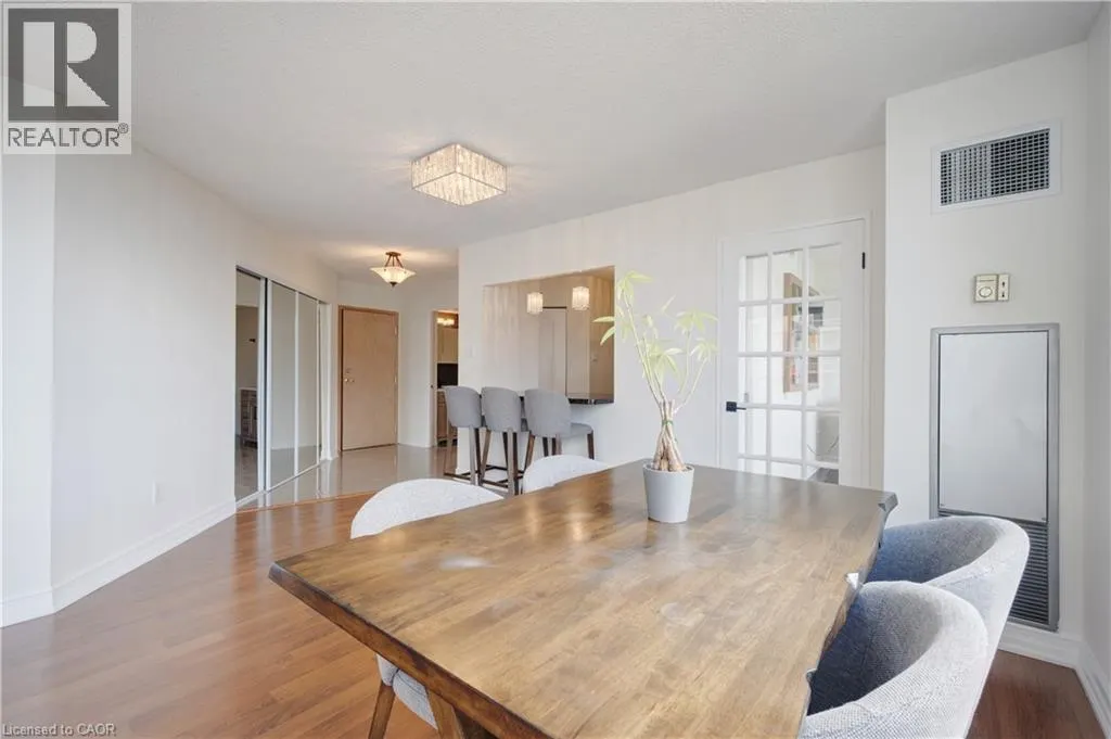 55 ELM Drive W Unit# 2204, #2204