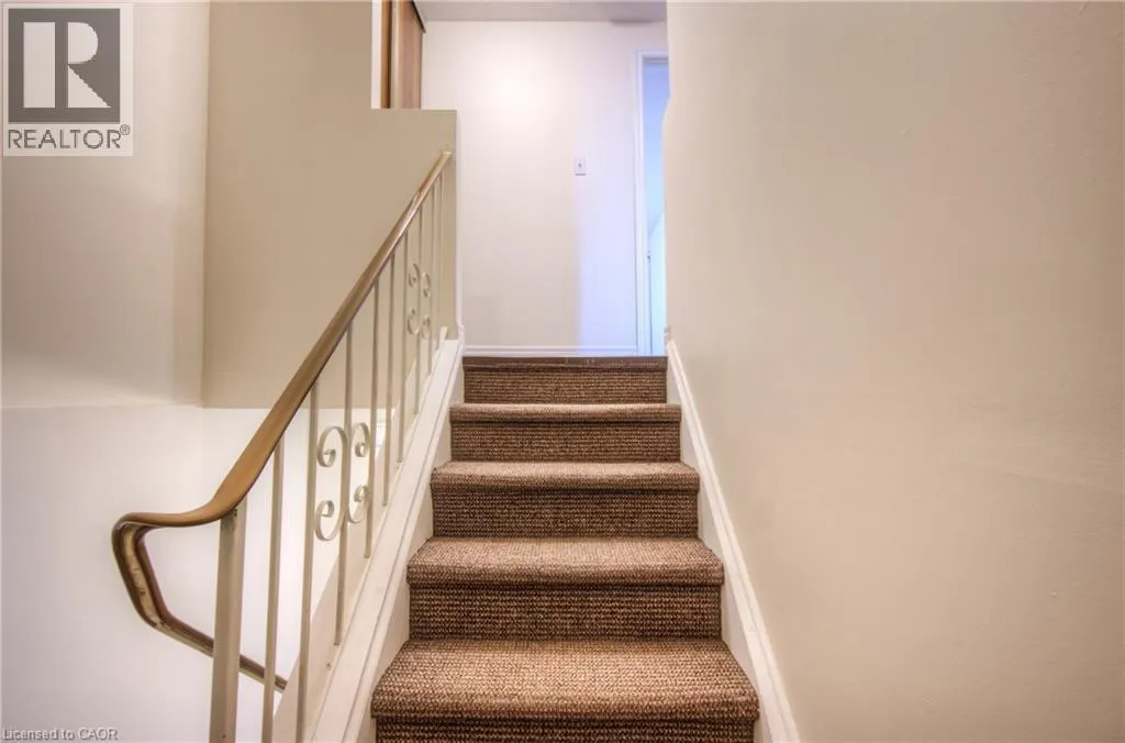206 GREEN VALLEY Drive Unit# 7, #7