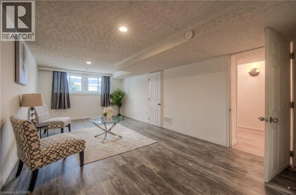 206 GREEN VALLEY Drive Unit# 7, #7
