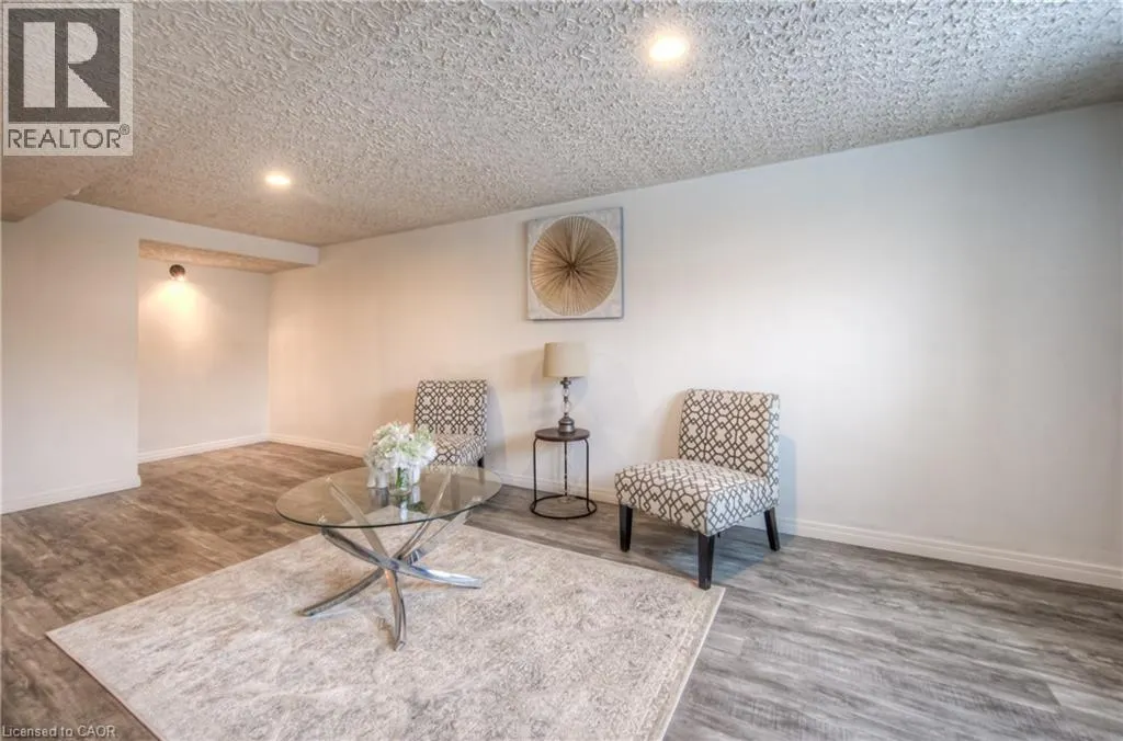 206 GREEN VALLEY Drive Unit# 7, #7