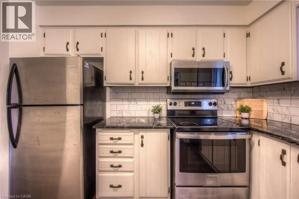 206 GREEN VALLEY Drive Unit# 7, #7