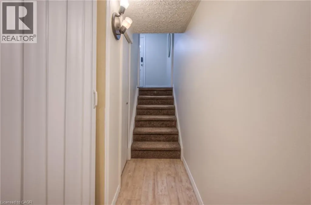 206 GREEN VALLEY Drive Unit# 7, #7