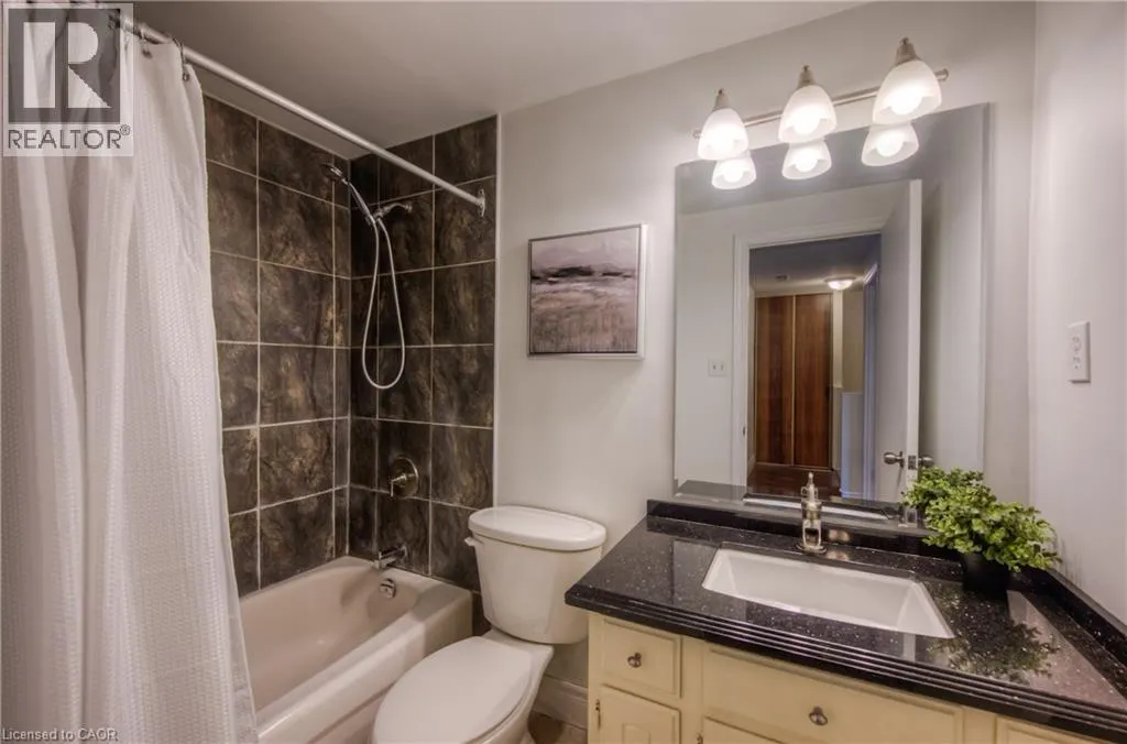 206 GREEN VALLEY Drive Unit# 7, #7